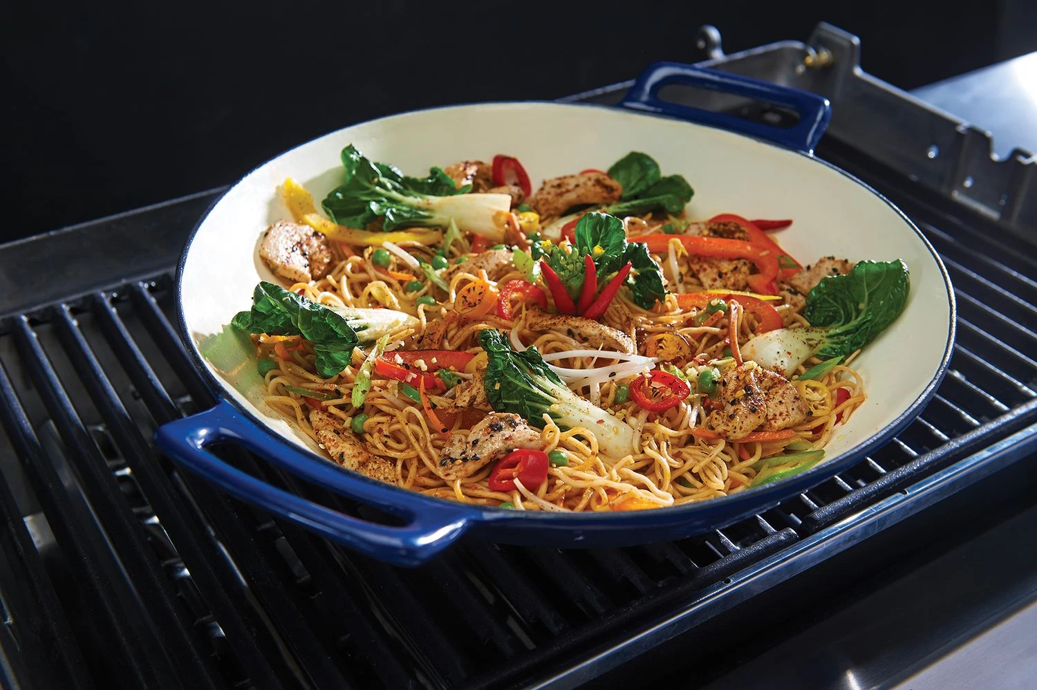 Broil King Wok Aus Gusseisen Porzellanemailliert, Ø 35,6 Cm 3 Broil King Wok Aus Gusseisen Porzellanemailliert, Ø 35,6 Cm – Bild 3