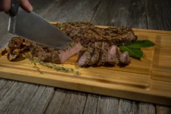 Broil King Schneidebrett Regal/Imperial Aus Bambus -BBQ Zubehoer Verkaufsgeschäft 22159 broil king schneidbrett regal impe 3 1607936919