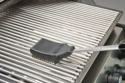 Broil King Grillbürste 47cm Edelstahlborsten Mit Spritzschutz + Ersatzkopf -BBQ Zubehoer Verkaufsgeschäft 6692 Broil King Reinigungsbuerste 64014 3 1607696946