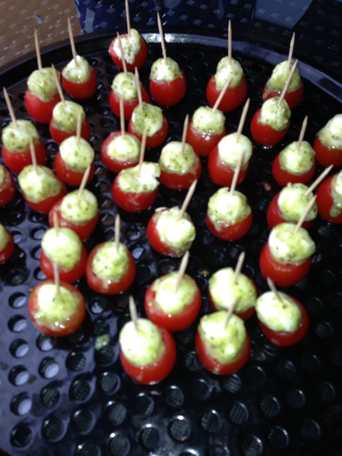 Outdoorchef Pizzablech / Backblech Ø 40cm, Emailliert 1 Outdoorchef Pizzablech / Backblech Ø 40cm, Emailliert