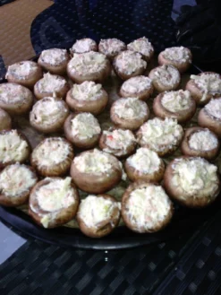 Outdoorchef Pizzablech / Backblech Ø 40cm, Emailliert 10 Outdoorchef Pizzablech / Backblech Ø 40cm, Emailliert -BBQ Zubehoer Verkaufsgeschäft 68 Grillfrst Grillseminar geflltechampions