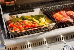 Napoleon PRO Gemüse Grillkorb Edelstahl -BBQ Zubehoer Verkaufsgeschäft 70023 Napoleon PRO Edelstahl Gemuesekorb