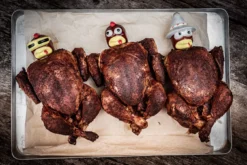 Grillfürst Chicken Heads /Porzellan Hühnerköpfe - 3er Set -BBQ Zubehoer Verkaufsgeschäft BBQ Chicken Heads