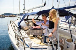 Cobb Relinghalterung / Balkonhalterung Für Cobb Premier+/AIR/Gas -BBQ Zubehoer Verkaufsgeschäft Cobb Grill Relinghalter Premier