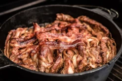 Grillfürst Dutch Oven BBQ Edition DO9 -BBQ Zubehoer Verkaufsgeschäft GF Dutch Oven Schichtfleisch 3