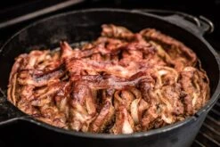 Grillfürst Dutch Oven Set BBQ Edition DO6 - X-DEAL Inkl. Tragetasche / Aufbewahrungstasche, Gusseisen Pflege Und Deckelheber -BBQ Zubehoer Verkaufsgeschäft GF Dutch Oven Schichtfleisch 5