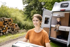 Grillfürst G201E 2-Brenner Gasgrill Portabel V2 - Wohnmobilgrill - 30mbar (EU-Gasgrill) -BBQ Zubehoer Verkaufsgeschäft Grillfuerst Campinggrill transportabel Wohnmobil