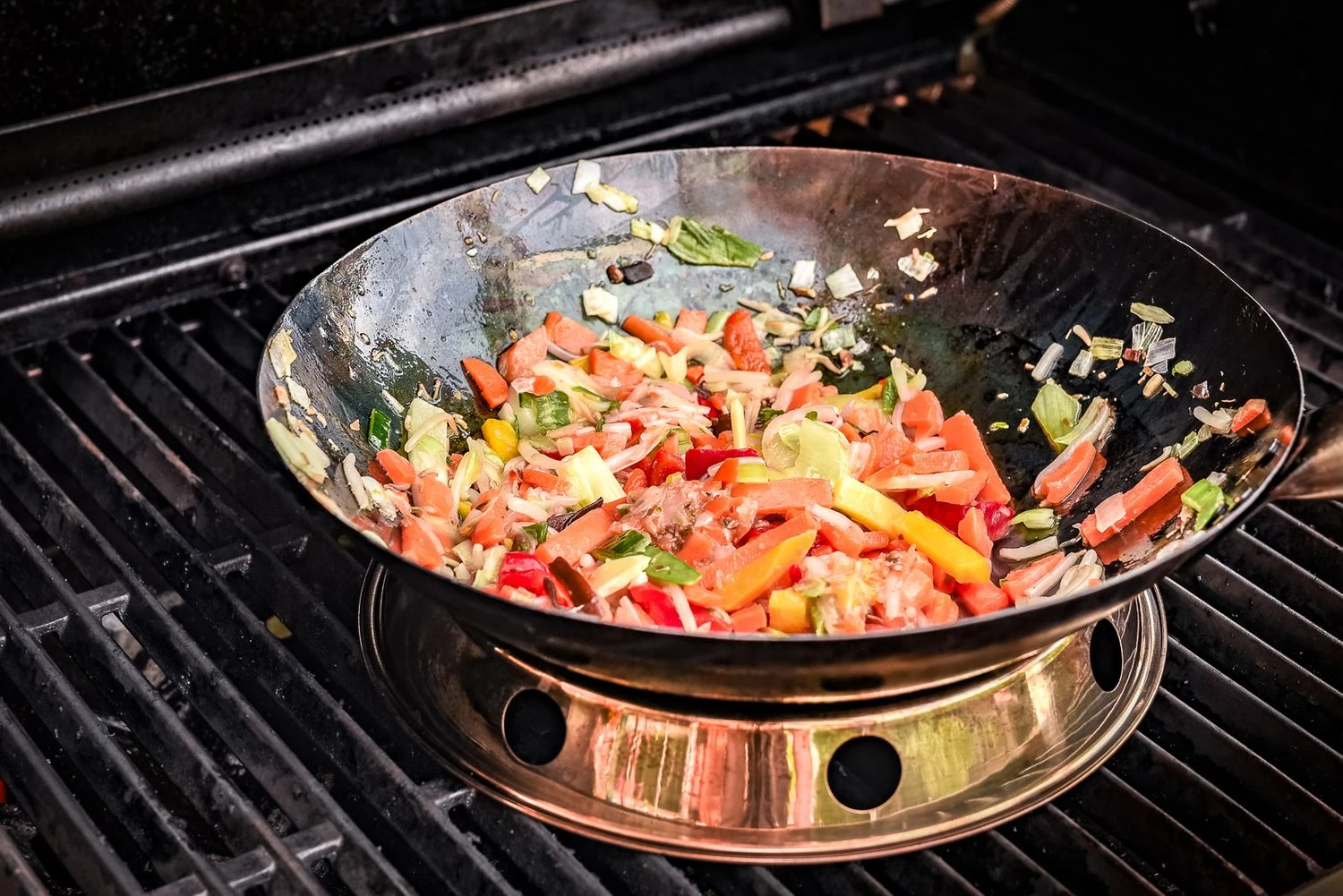 Grillfürst Edelstahl Wok Ø 30 Cm Mit Wokring Für Seitenkocher / Grillrost 4 Grillfürst Edelstahl Wok Ø 30 Cm Mit Wokring Für Seitenkocher / Grillrost – Bild 4