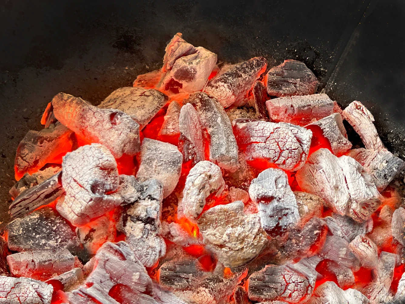 Grillfürst Holzkohle 5kg - Palette Mit 320 Kg (=64 Stk.) 8 Grillfürst Holzkohle 5kg - Palette Mit 320 Kg (=64 Stk.) – Bild 8