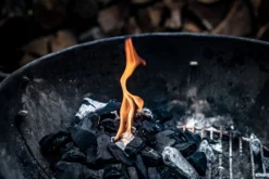 Grillfürst Paraffin Grillanzünder Karton, 24 X 32 Stk. Anzündwürfel -BBQ Zubehoer Verkaufsgeschäft Grillfuerst Paraffin Anzuender 100236 1