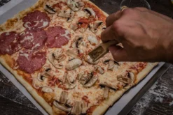 Grillfürst Pizzablech Edelstahl, Eckig, 40 Cm X 30 Cm -BBQ Zubehoer Verkaufsgeschäft Grillfuerst Pizza Blech eckig