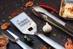 Grillfürst Premium Grillbesteck Set Mit Grillzange, -Wender Und -Gabel - 1. FC Köln Edition -BBQ Zubehoer Verkaufsgeschäft Grillfuerst Premium Grillwender FC Koeln