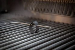 Grillfürst Funk-Thermometer / Grillthermometer / Grillgut Thermometer - Eintracht Frankfurt Edition 20 Grillfürst Funk-Thermometer / Grillthermometer / Grillgut Thermometer - Eintracht Frankfurt Edition -BBQ Zubehoer Verkaufsgeschäft Grillfuerst Thermometer Garraum Halterung