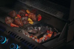 Napoleon Holz Räucherchunks Brandy-Eiche, 1,5kg -BBQ Zubehoer Verkaufsgeschäft Napoleon Raeucherchunks Brandy Eiche Holzkohlegrill