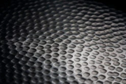 Outdoorchef Carbonstahl Pfanne Ø 28 Cm 11 Outdoorchef Carbonstahl Pfanne Ø 28 Cm -BBQ Zubehoer Verkaufsgeschäft Outdoorchef Carbonstahl Pfanne Hammerschlag Oberflaeche 1