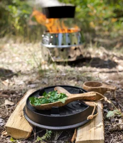 Petromax Griffschale Olivenholz / 23 Cm 7 Petromax Griffschale Olivenholz / 23 Cm -BBQ Zubehoer Verkaufsgeschäft Petromax Olivenholz Griffschale 23cm Lifestyle02