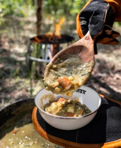 Petromax Griffschale Olivenholz / 25 Cm 7 Petromax Griffschale Olivenholz / 25 Cm -BBQ Zubehoer Verkaufsgeschäft Petromax Olivenholz Griffschale 25cm Lifestyle02