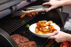 Pit Boss Pelletgrill Navigator 850 -BBQ Zubehoer Verkaufsgeschäft Pit Boss Navigator 850 obere Grillebene