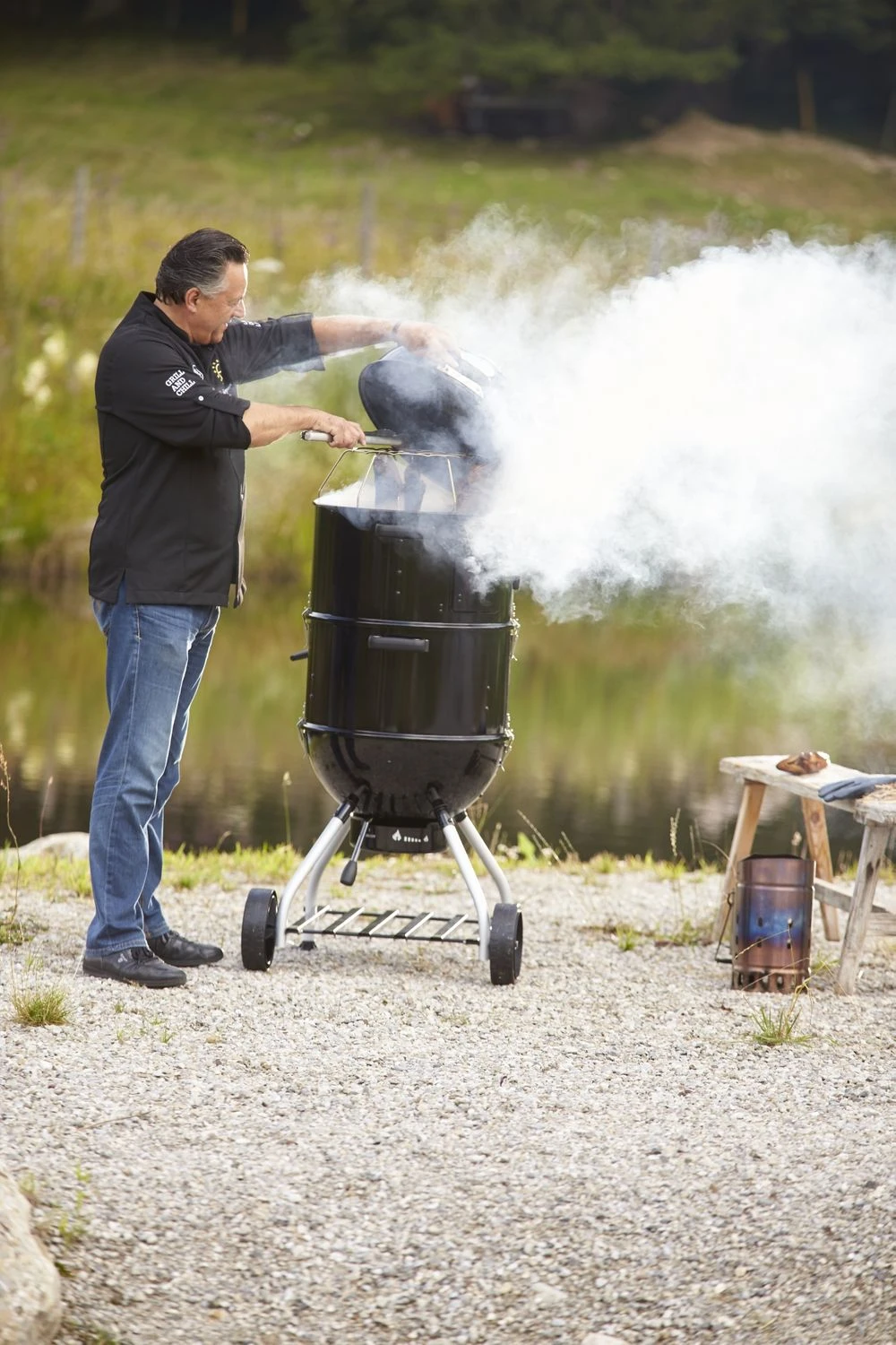 Rösle Watersmoker No. 1 F50-S Räucherofen Inkl. Abdeckhaube 9 Rösle Watersmoker No. 1 F50-S Räucherofen Inkl. Abdeckhaube – Bild 9