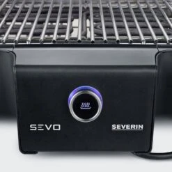 Severin Elektrogrill SEVO GT - Boost Zone 500°C - Mit Deckel - 3.000 W - Inkl. Grillfürst Premium Grillbesteck Set 20 Severin Elektrogrill SEVO GT - Boost Zone 500°C - Mit Deckel - 3.000 W - Inkl. Grillfürst Premium Grillbesteck Set -BBQ Zubehoer Verkaufsgeschäft Severin Elektrogrill Sevo G pg8104 display 1 1