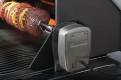 Napoleon Drehspieß / Rotisserie Comm. Quality LE, LEX485, P500, PRO500 -BBQ Zubehoer Verkaufsgeschäft napoleon rotisserie drehspiess mit grillgut 02 1