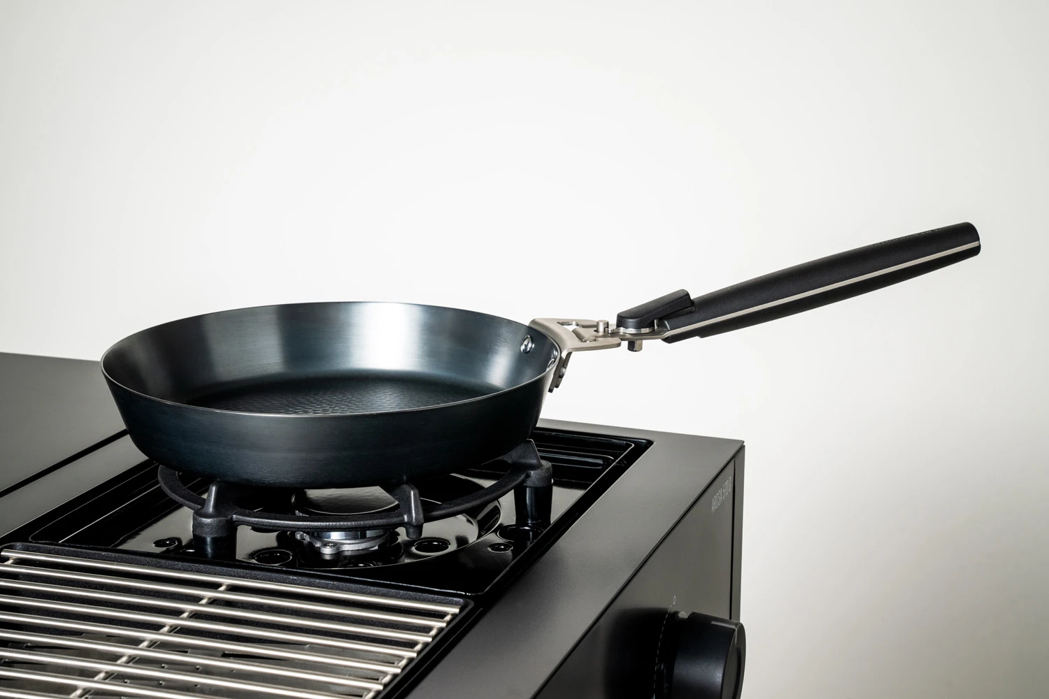 Outdoorchef Carbonstahl Pfanne Ø 24 Cm 7 Outdoorchef Carbonstahl Pfanne Ø 24 Cm – Bild 7