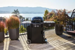 Outdoorchef Gas Kugelgrill Davos 570 G Pro Mit Blazing Zone (Infrarotbrenner) & 11kg Gasflaschen Kit 30 Outdoorchef Gas Kugelgrill Davos 570 G Pro Mit Blazing Zone (Infrarotbrenner) & 11kg Gasflaschen Kit -BBQ Zubehoer Verkaufsgeschäft outdoorchef davos 570 g pro blazing zone 11 kilo gasflasche