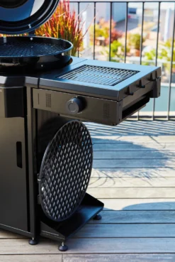 Outdoorchef Gas Kugelgrill Davos 570 G Pro Mit Blazing Zone (Infrarotbrenner) & 11kg Gasflaschen Kit 34 Outdoorchef Gas Kugelgrill Davos 570 G Pro Mit Blazing Zone (Infrarotbrenner) & 11kg Gasflaschen Kit -BBQ Zubehoer Verkaufsgeschäft outdoorchef davos 570 g pro blazing zone zubehoerhalter 18 128 17 1688728926