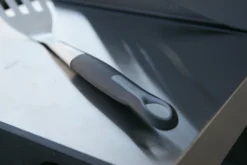 Outdoorchef Grillwender 5 Outdoorchef Grillwender -BBQ Zubehoer Verkaufsgeschäft outdoorchef wender griff 14 112 56